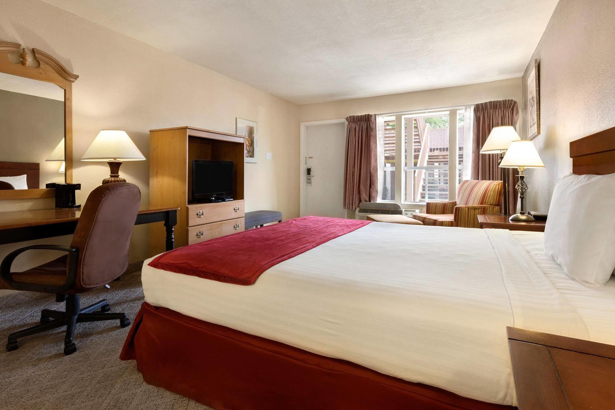 Inn At Rio Rancho Hotel Екстер'єр фото